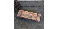 Coffre antique en bois rustique 